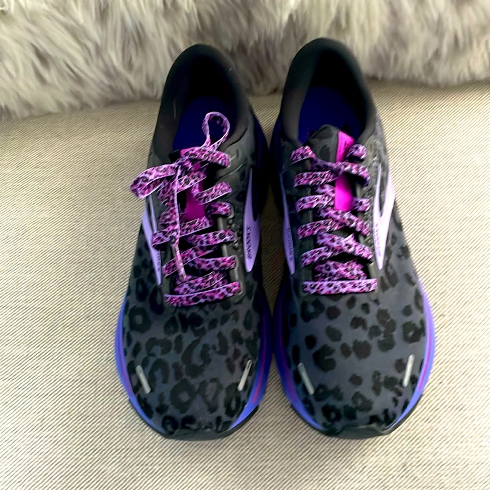 Brooks Women’s Ghost 14 Ebony and Black